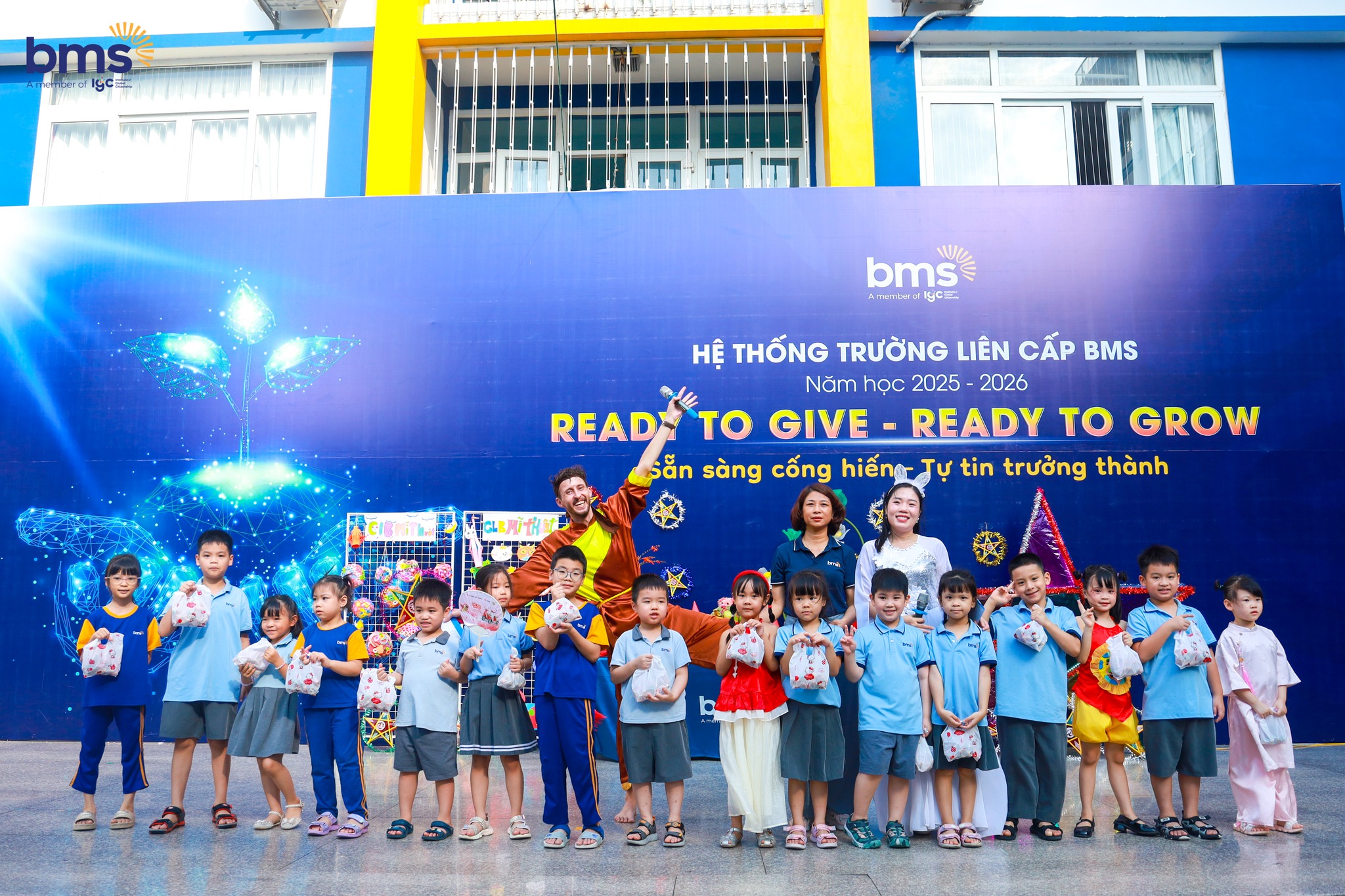 Trung thu sum vầy - Gửi trao yêu thương dưới ánh trăng rằm cùng BMSERs